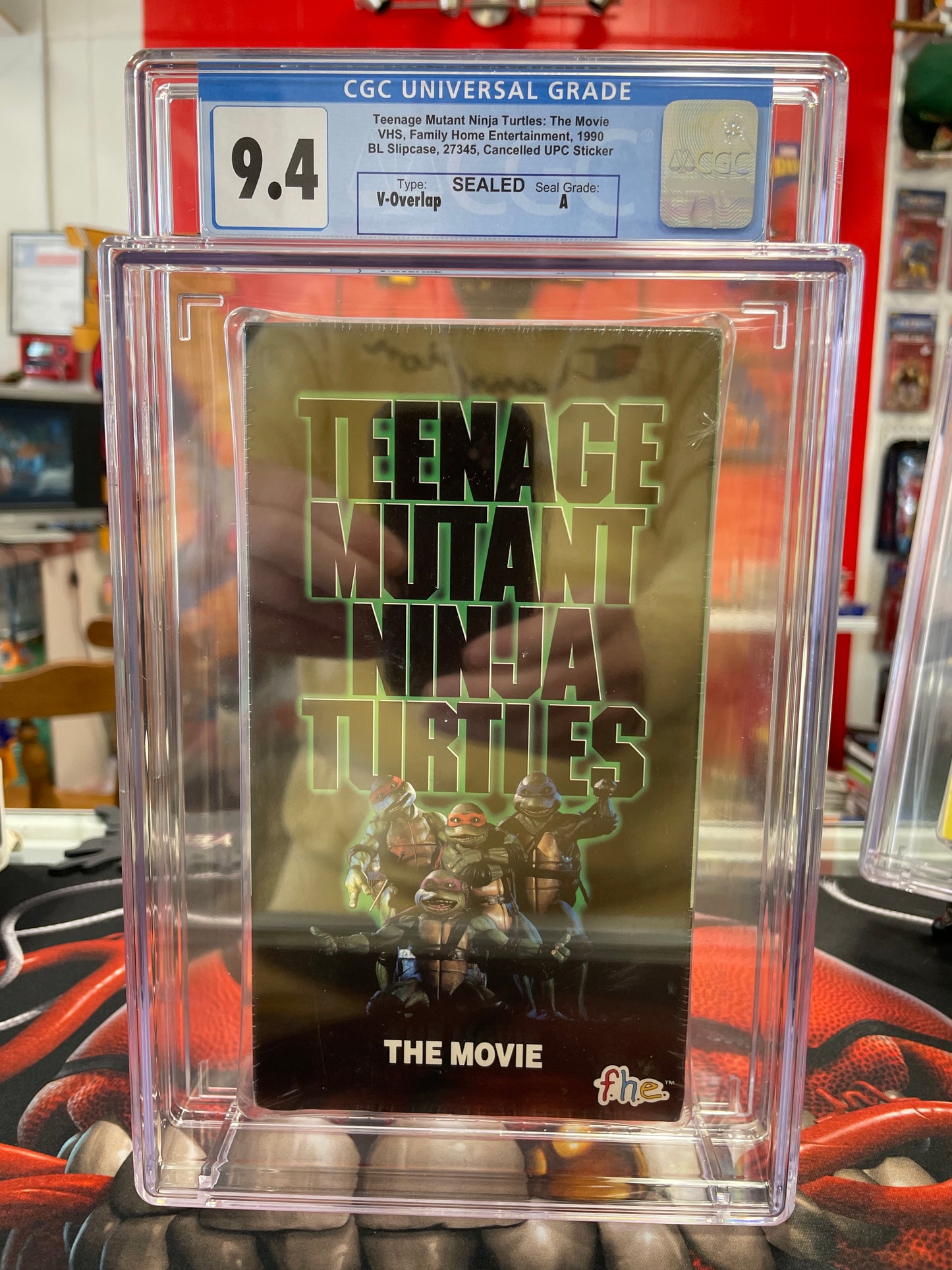 1990 Teenage Mutant Ninja Turtles VHS CGC Graded 9.4